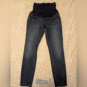 Motherhood Dark Wash Maternity Jeggings